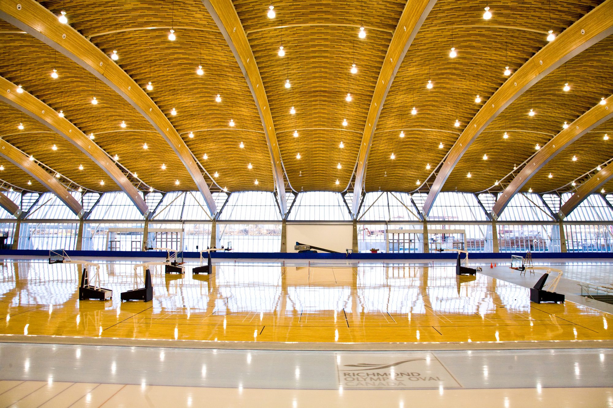 081219_Oval_KKL_076_11558 081219_Oval_KKL_076_11558